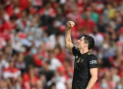 关于拜仁慕尼黑主席解读胜利赛季传言引争议的信息