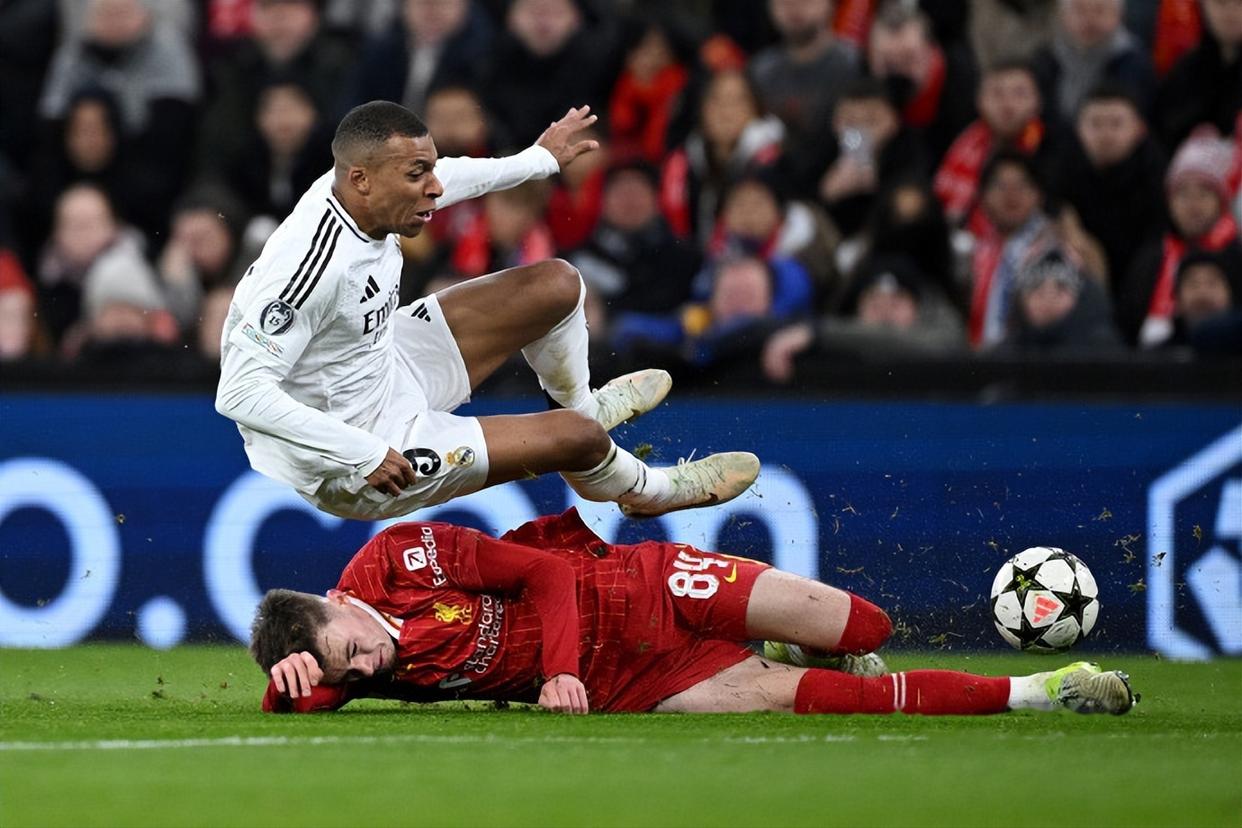 包含姆巴佩连续五场比赛得分超过败北，西班牙队挑战极限！的词条